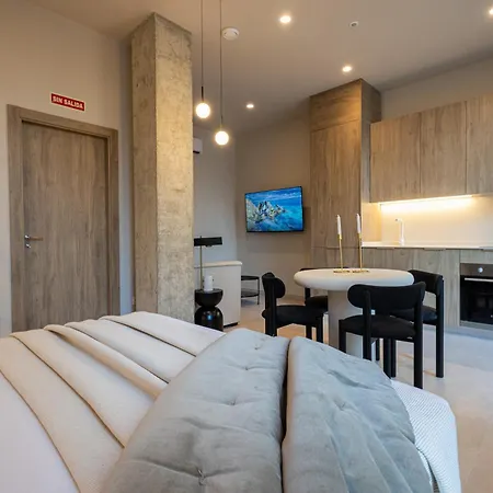 Florit Flats - The Benicalap